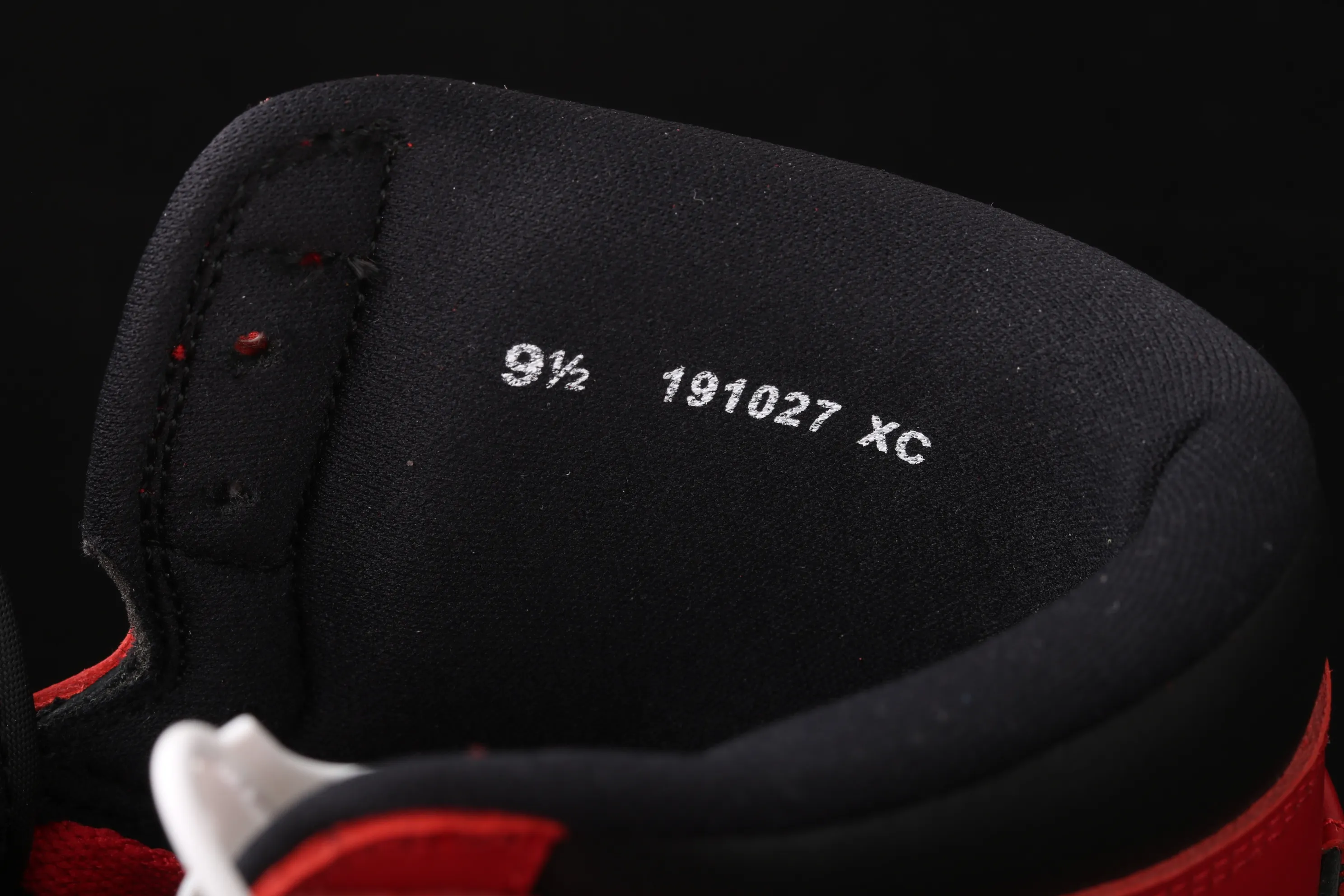 All Categories Air Jordan Jordan Series Basketball Shoes Air Jordan 1 High Pure Original Version Air Jordan 1 Hi 85 AJ1 Joe 1 Reversed Black and Red Forbidden High Basketball Shoes BQ4422-600